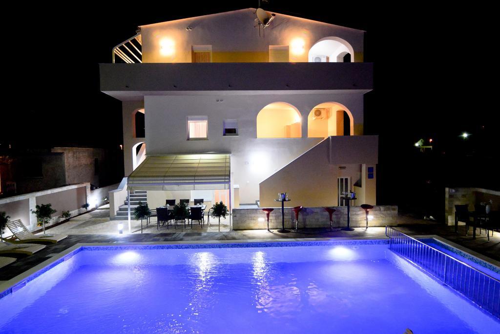 Apartments Julijana Privlaka  Εξωτερικό φωτογραφία