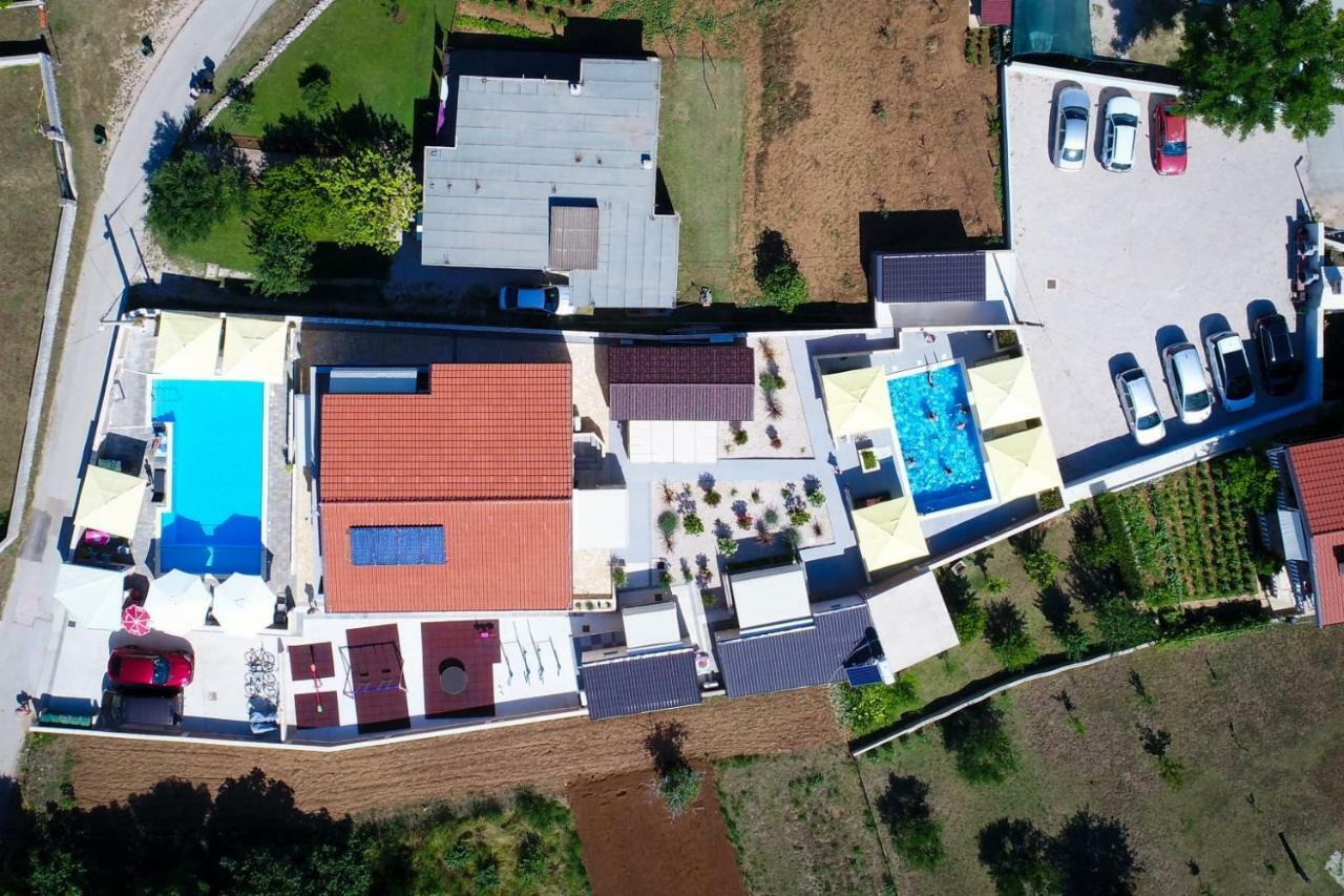Apartments Julijana Privlaka  Εξωτερικό φωτογραφία