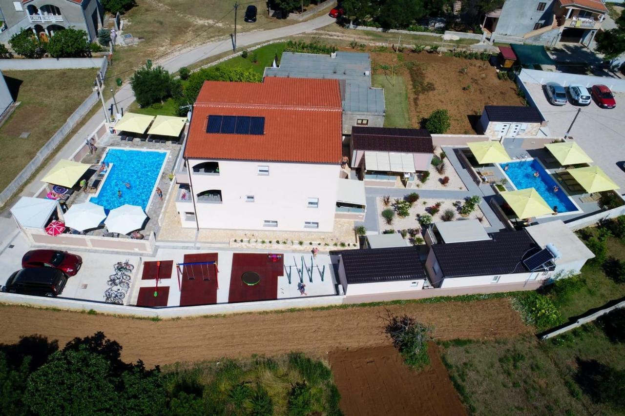 Apartments Julijana Privlaka  Εξωτερικό φωτογραφία