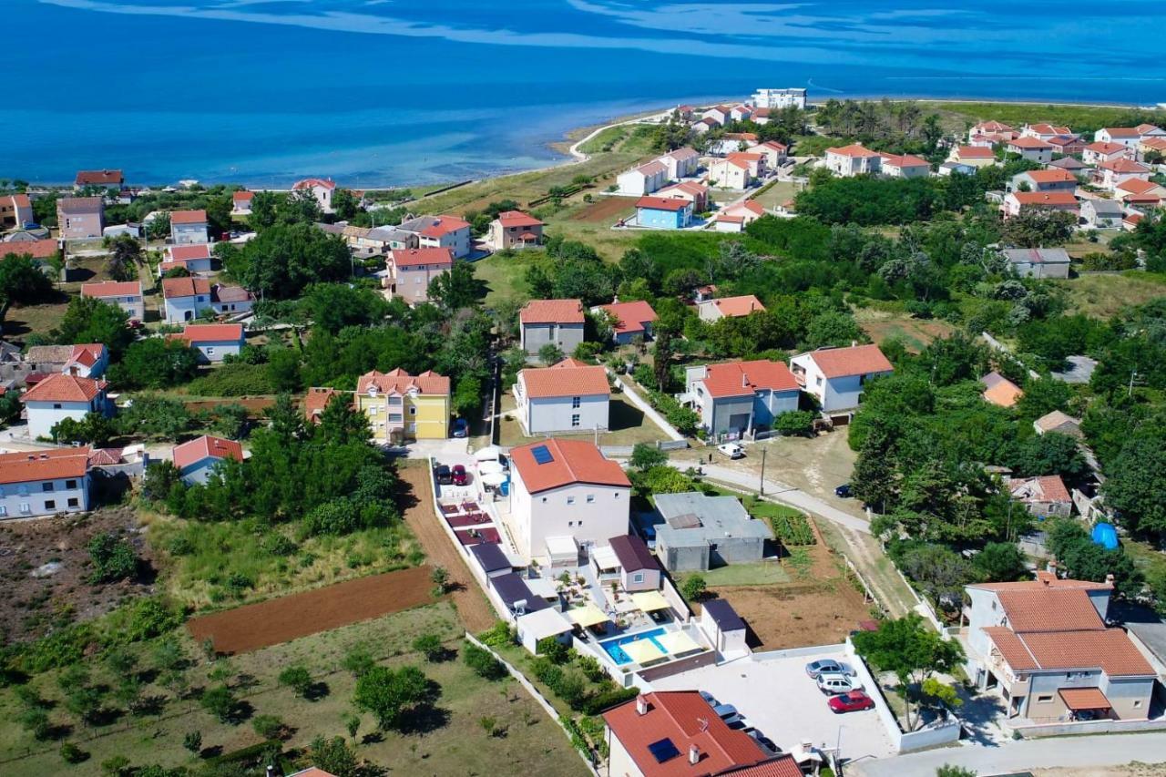 Apartments Julijana Privlaka  Εξωτερικό φωτογραφία
