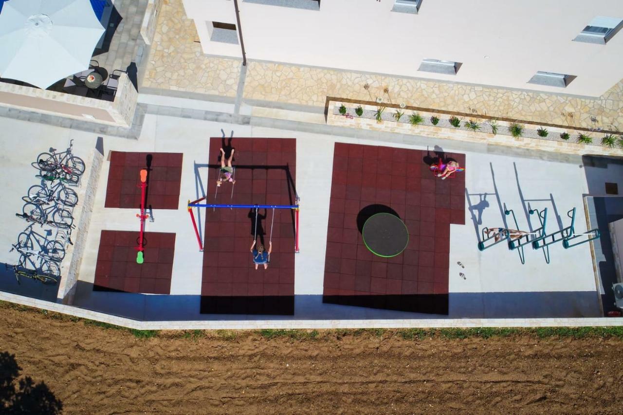 Apartments Julijana Privlaka  Εξωτερικό φωτογραφία