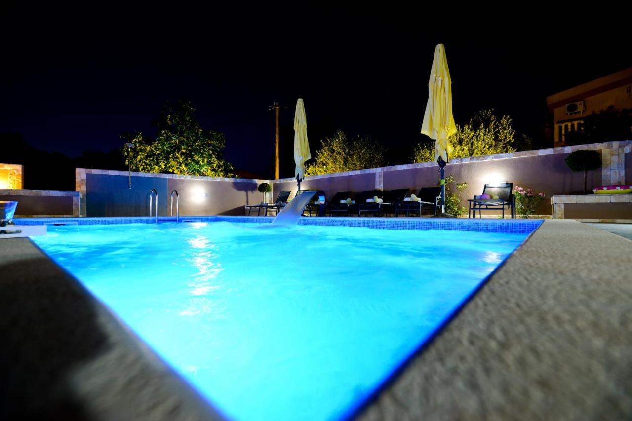 Apartments Julijana Privlaka  Εξωτερικό φωτογραφία