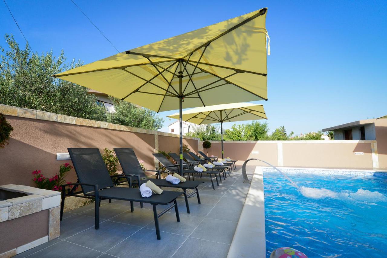 Apartments Julijana Privlaka  Εξωτερικό φωτογραφία